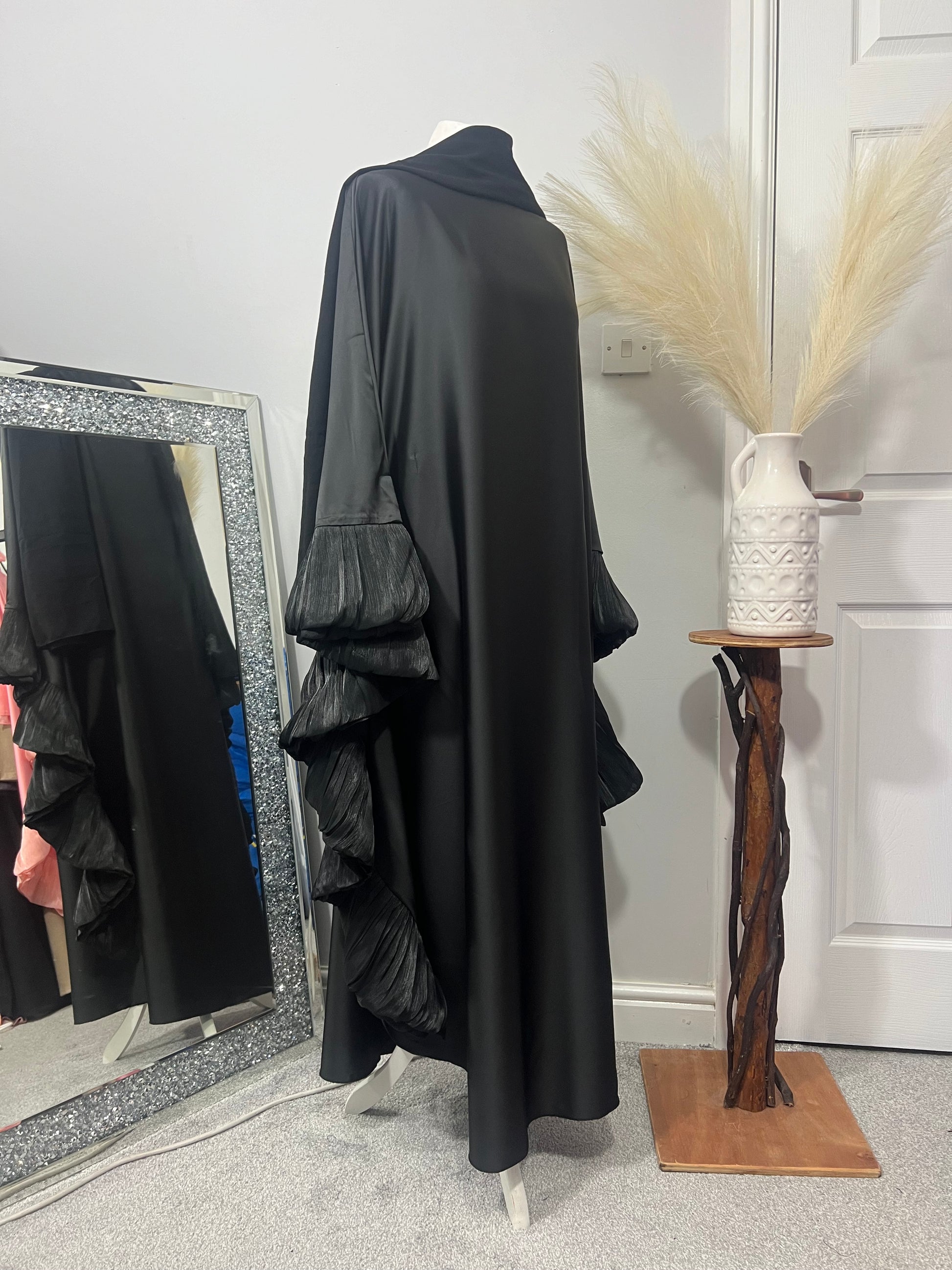 Zulaikha abaya- Black
