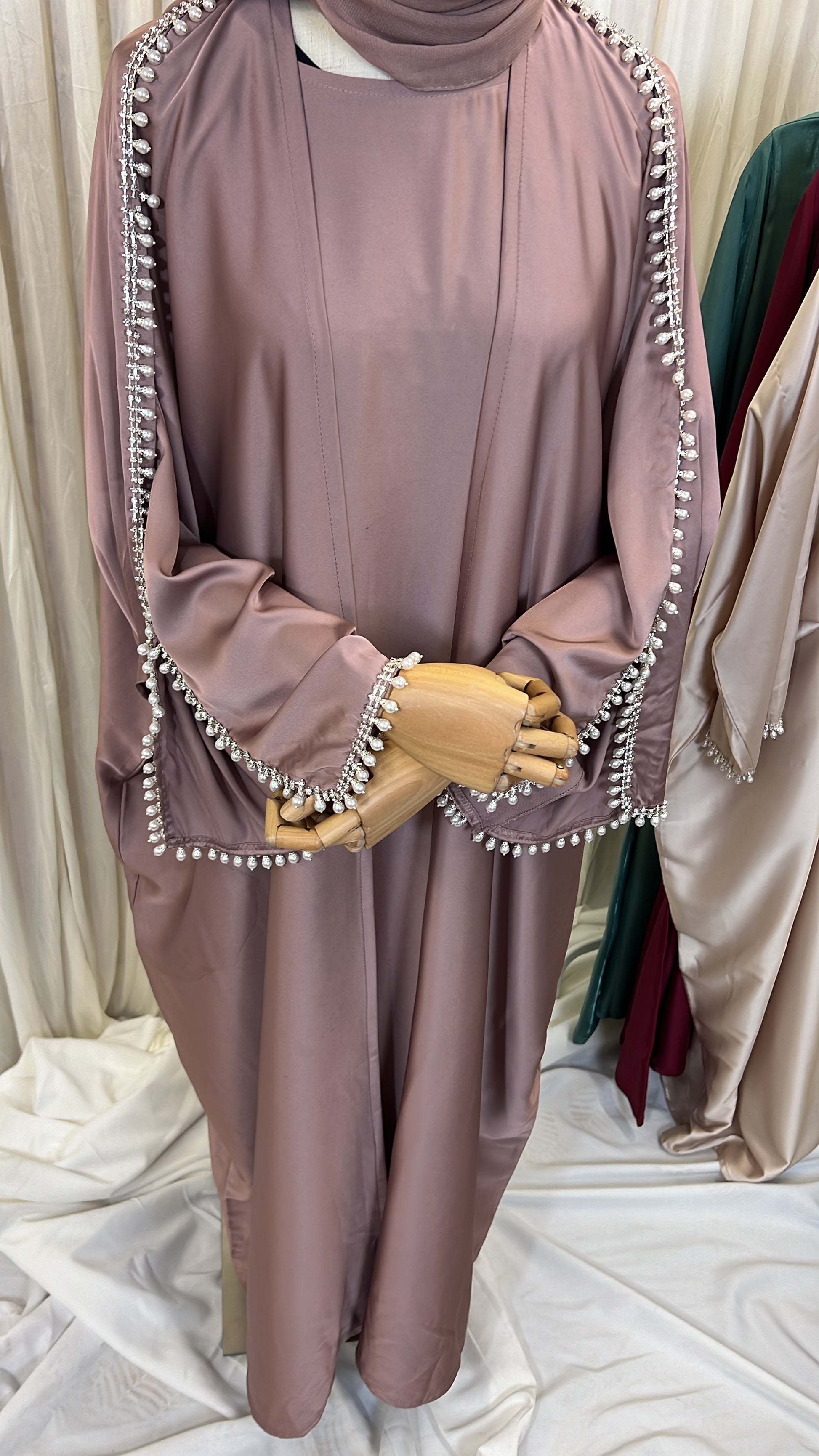 Women's Luxury Eid Abaya in mauve