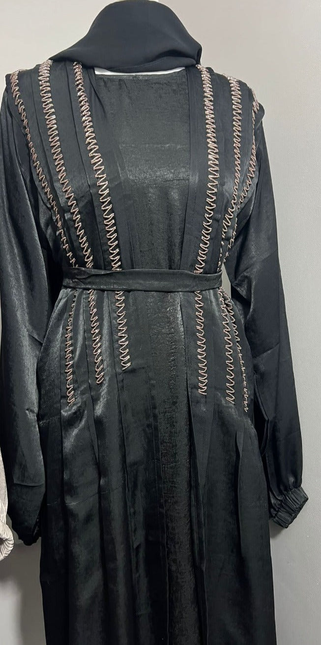 Beautiful velvet satin 3 piece abaya set, matching outer abaya with stylish embellishment & belt, emirati fashion, arabic clothing, islamic fashion for women