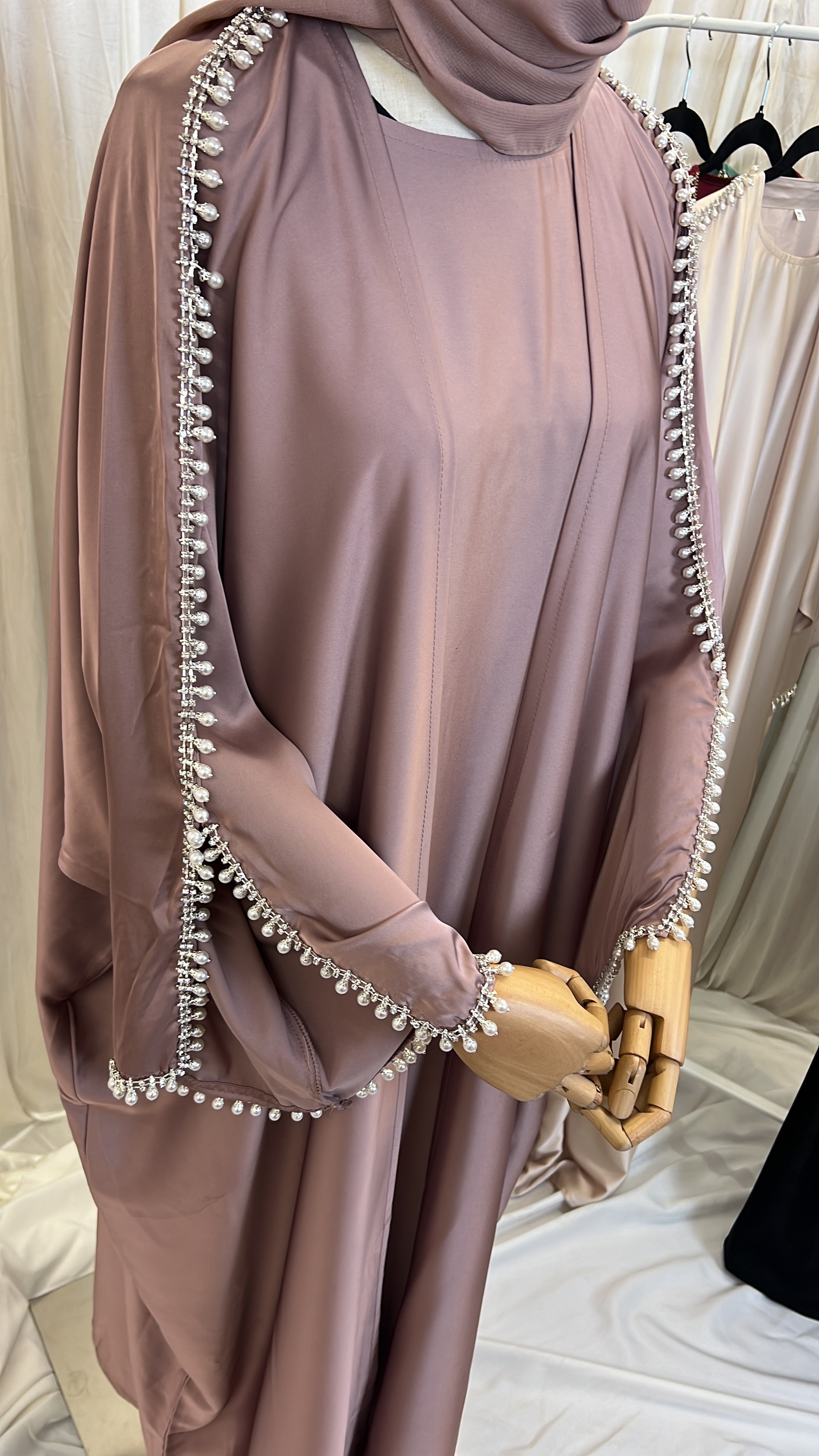 Women's Luxury Eid Abaya in mauve