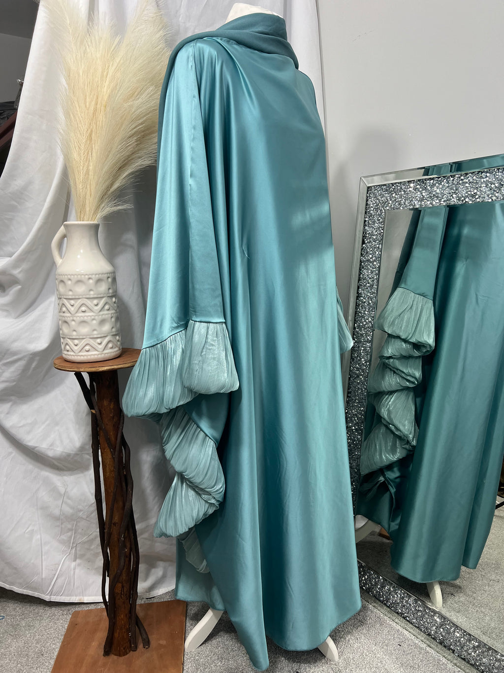 Zulaikha Abaya Aqua