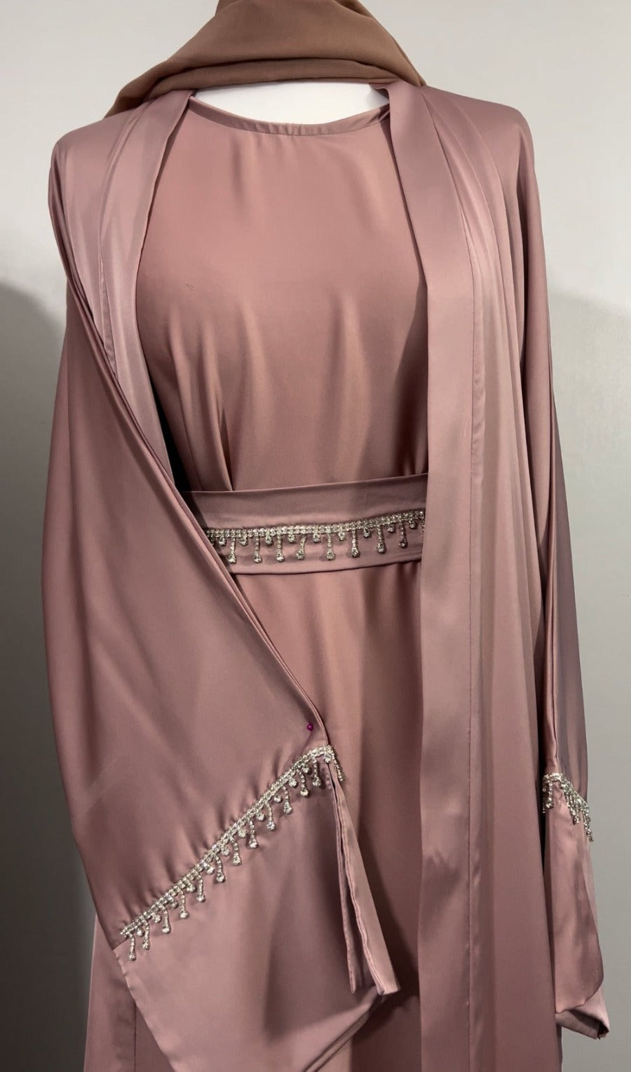 4 piece pink abaya set sleek armani satin abaya with jewel lace stitched along the sleeves, aab, UAE abayas, stylish abayas,