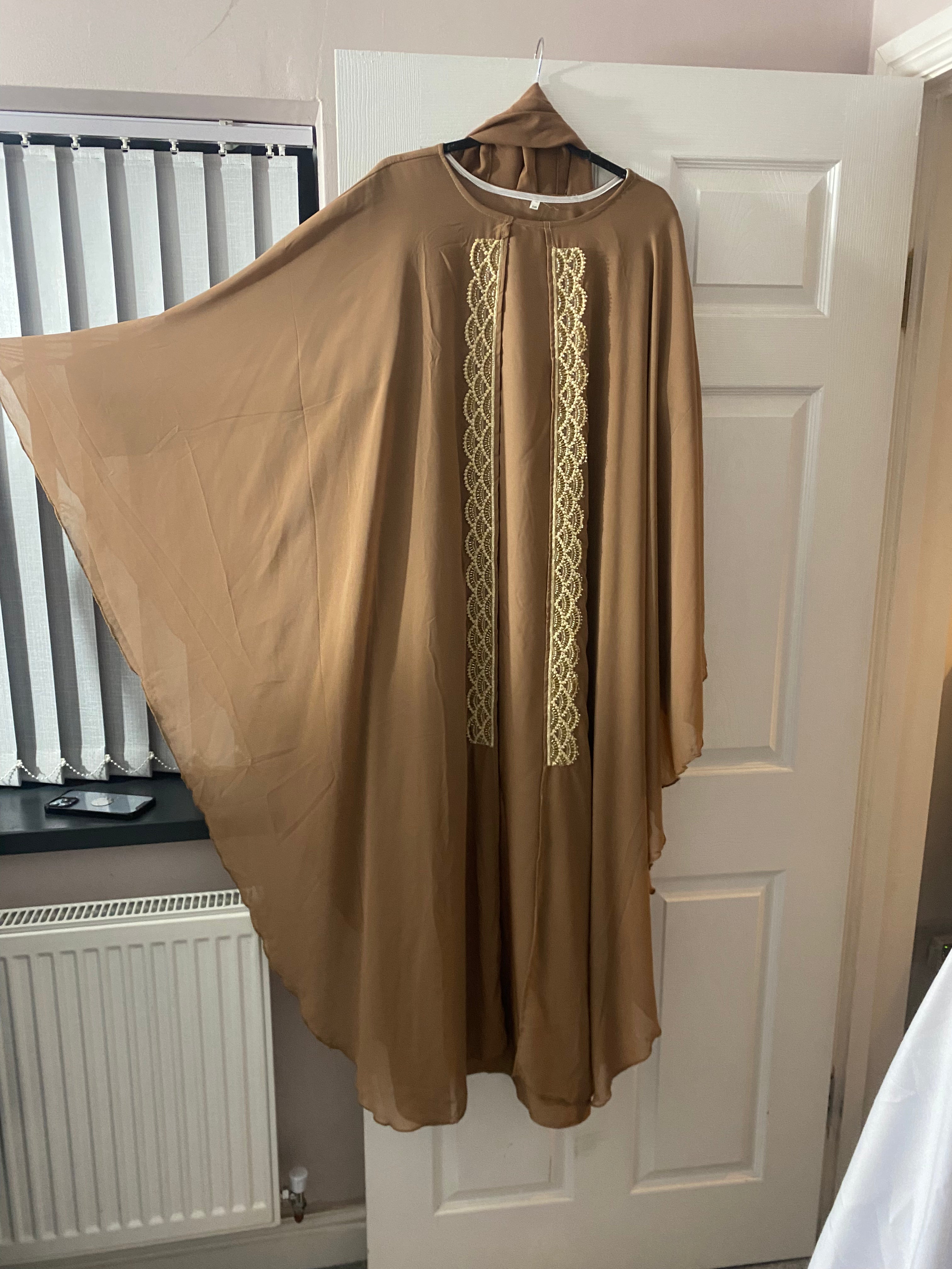 Embellished Farasha Abaya in Bronze