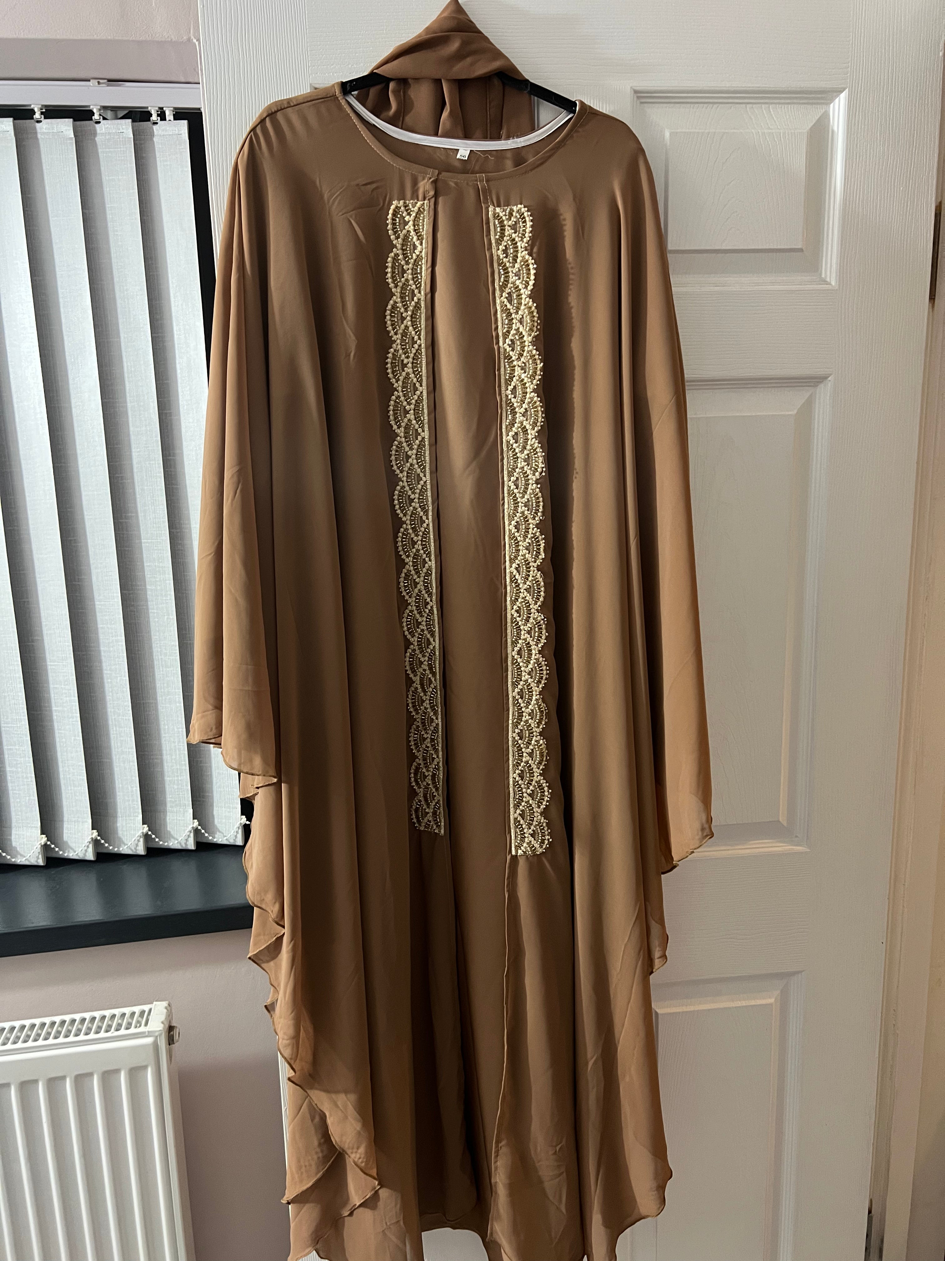 Embellished Farasha Abaya in Bronze
